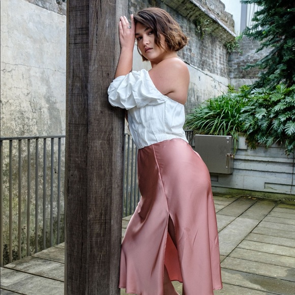 Meet your Posher, Sophie - Picture 4 of 7